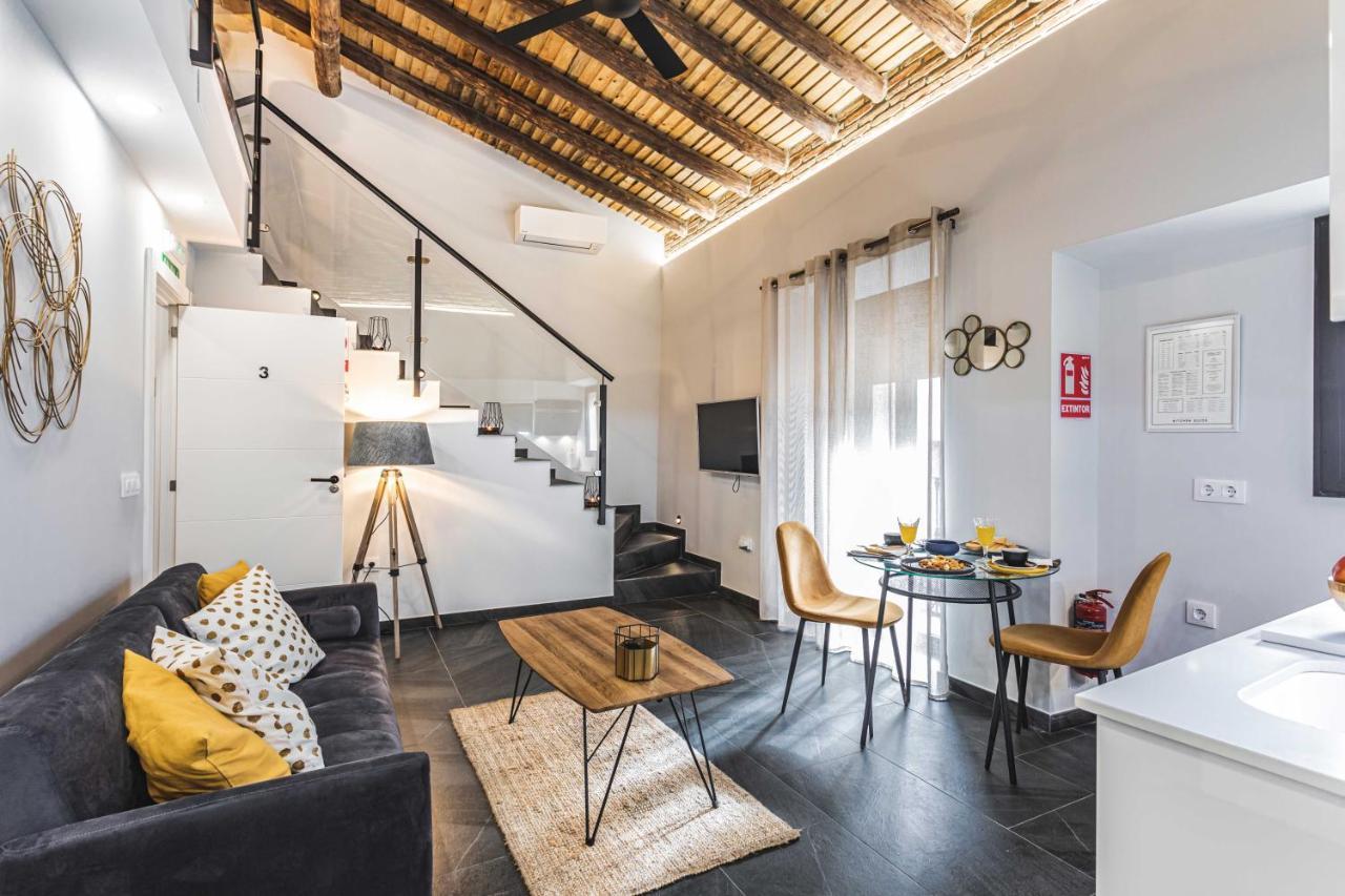 Apartamentos Caceres Central Suites "Torres De Caceres" Εξωτερικό φωτογραφία