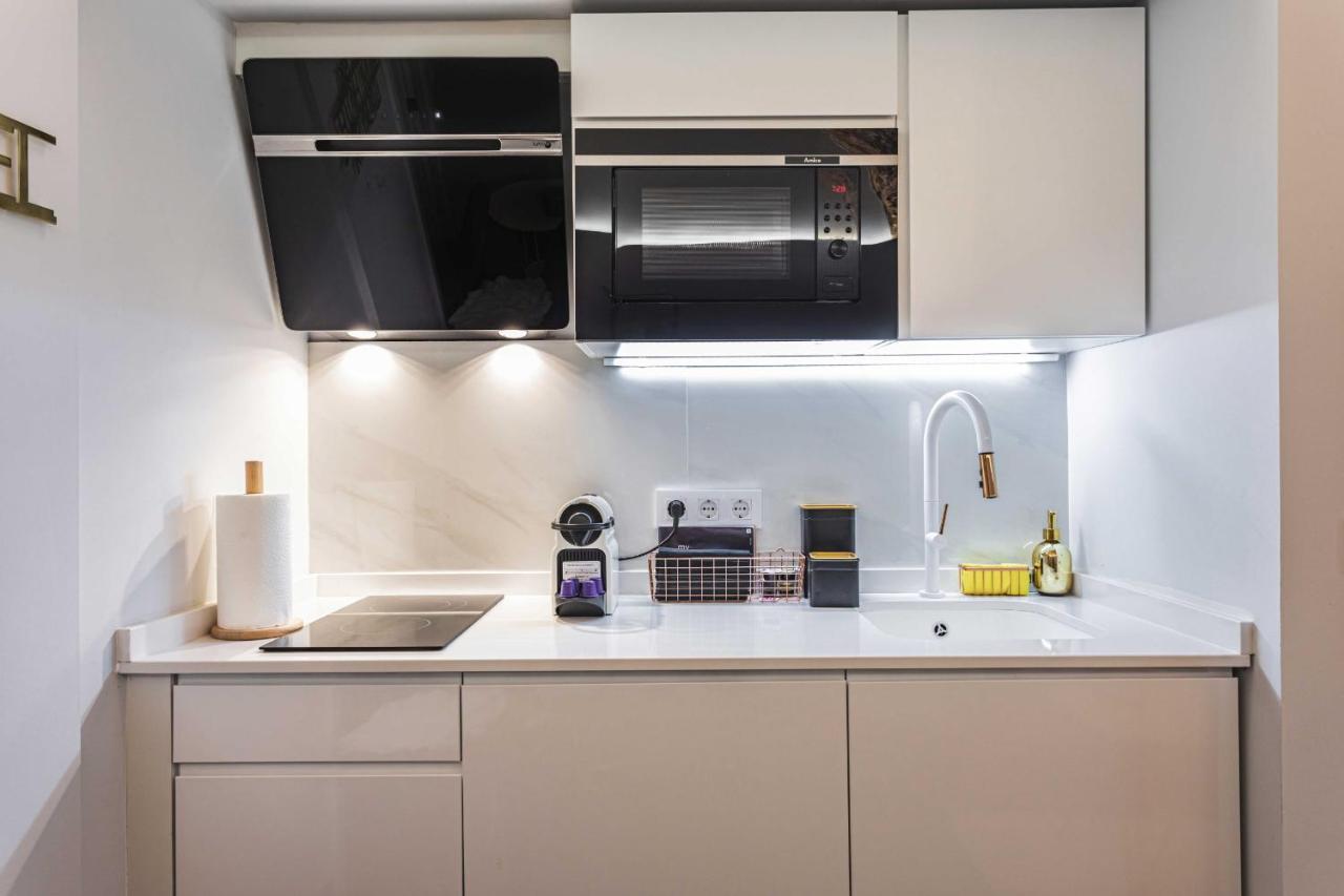 Apartamentos Caceres Central Suites "Torres De Caceres" Εξωτερικό φωτογραφία