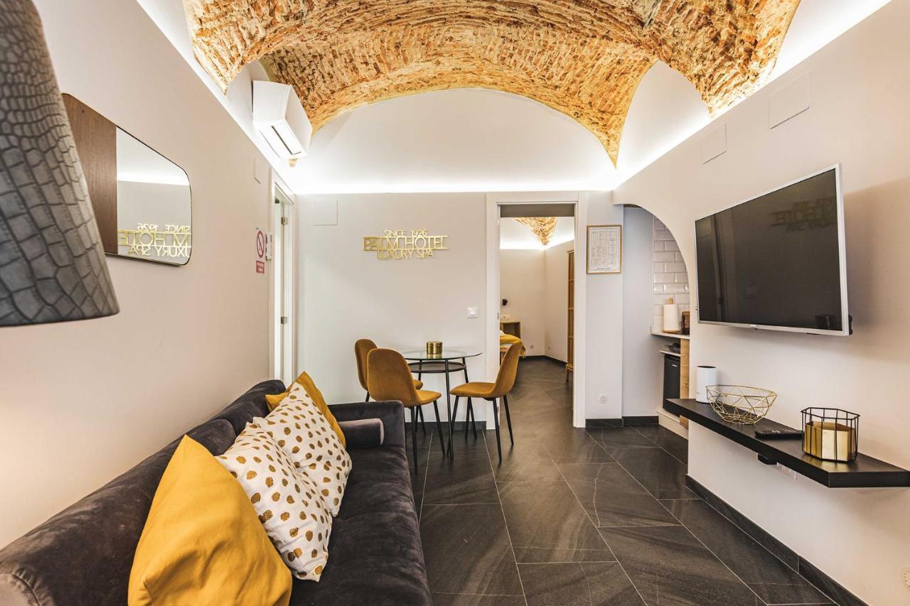 Apartamentos Caceres Central Suites "Torres De Caceres" Εξωτερικό φωτογραφία