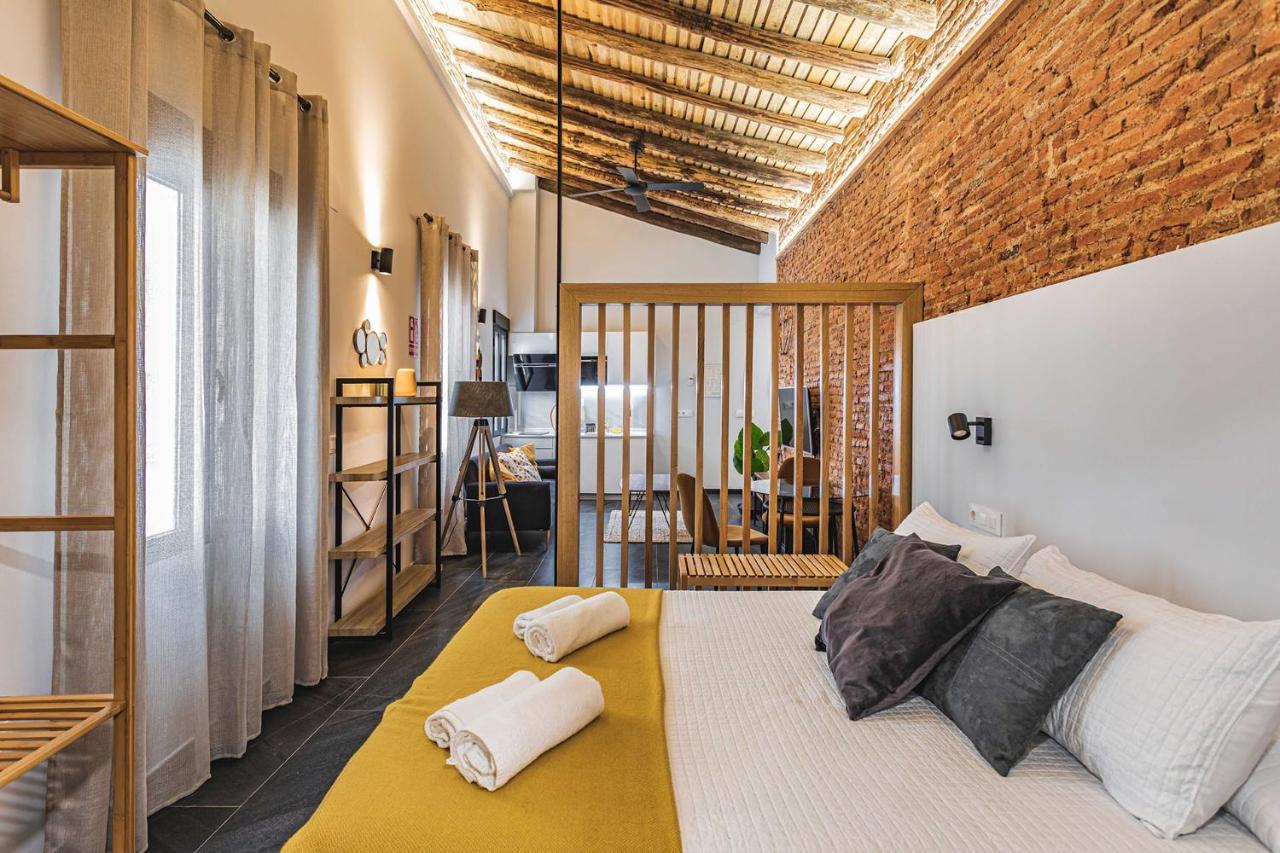 Apartamentos Caceres Central Suites "Torres De Caceres" Εξωτερικό φωτογραφία