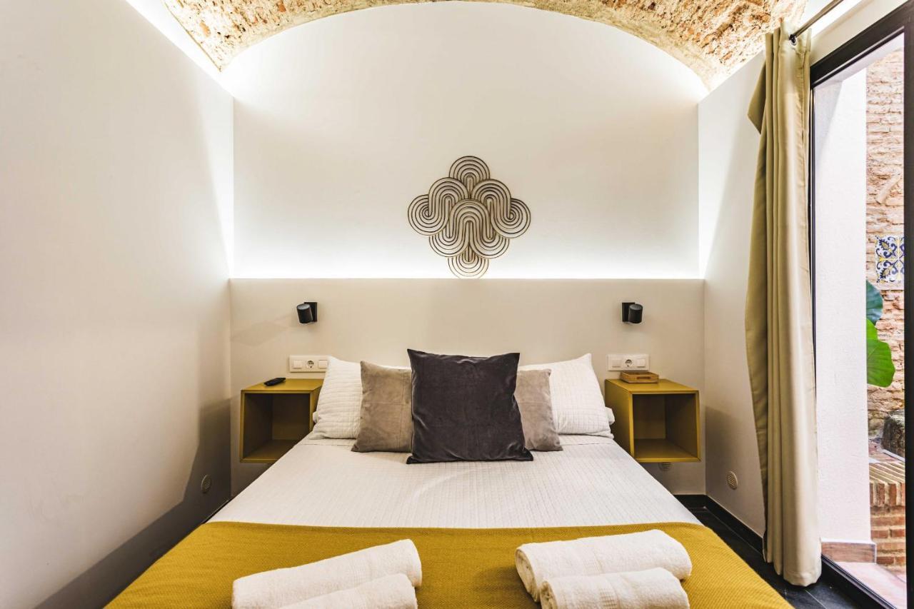 Apartamentos Caceres Central Suites "Torres De Caceres" Εξωτερικό φωτογραφία