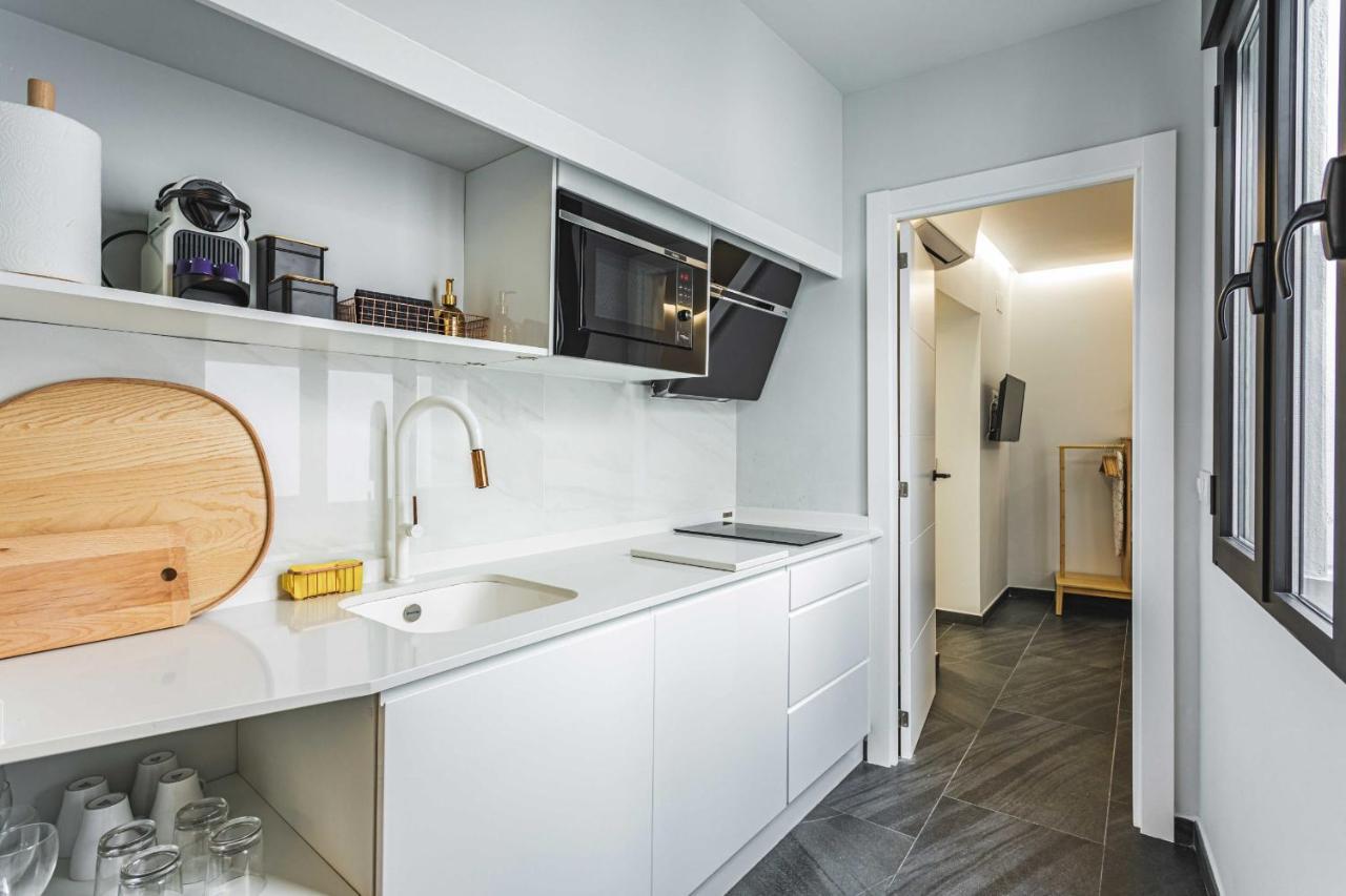 Apartamentos Caceres Central Suites "Torres De Caceres" Εξωτερικό φωτογραφία