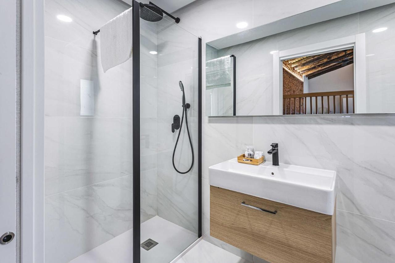 Apartamentos Caceres Central Suites "Torres De Caceres" Εξωτερικό φωτογραφία